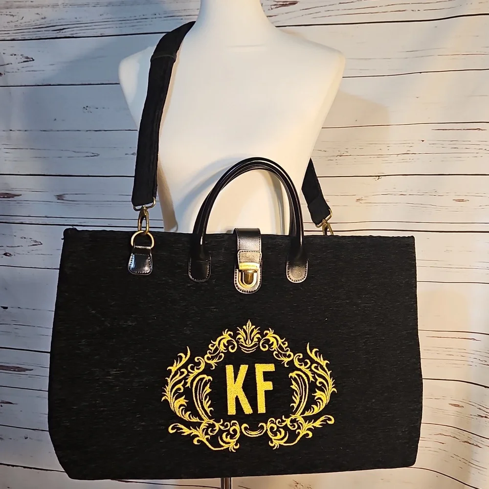 M.C.W HANDMADE CARPET BAG‎ LARGE